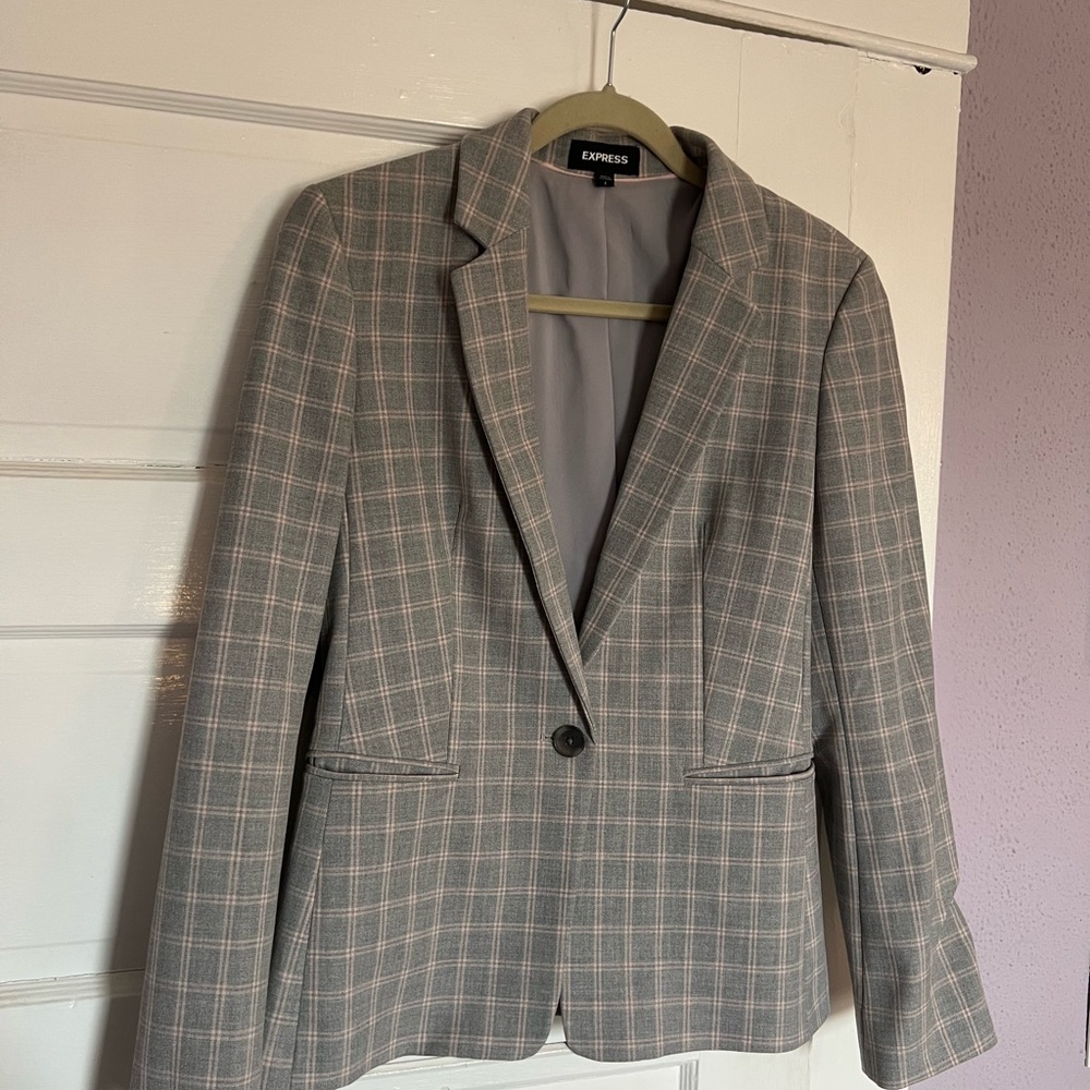 Express Light Grey and Pink Plaid Windowpane Blazer